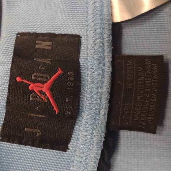 AIR JORDON WORKOUT PANTS. EXCELLENT CONDITION. LOGOED DOWN EACH LEG. - Picture 5 of 6